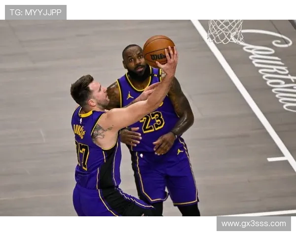 火箭队与湖人队的直播赛况及视频观看链接