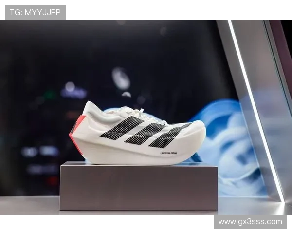 阿迪达斯世界杯荣耀征程与传奇时刻全景纪实品牌辉煌与激情岁月回 阿迪达斯世界杯荣耀征程与传奇时刻全景纪实品牌辉煌与激情岁月回