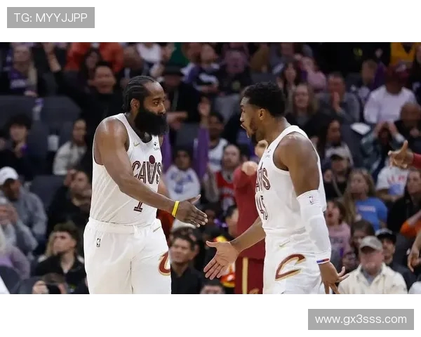 掘金进攻双星状态低迷面临严峻赛程挑战亟需调整提升表现