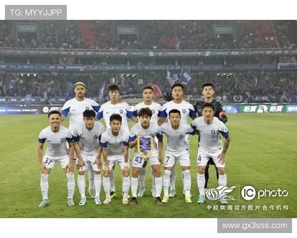 王迪揭幕战引发争议红牌罚姜至鹏刘殿座头撞未判点球引热议